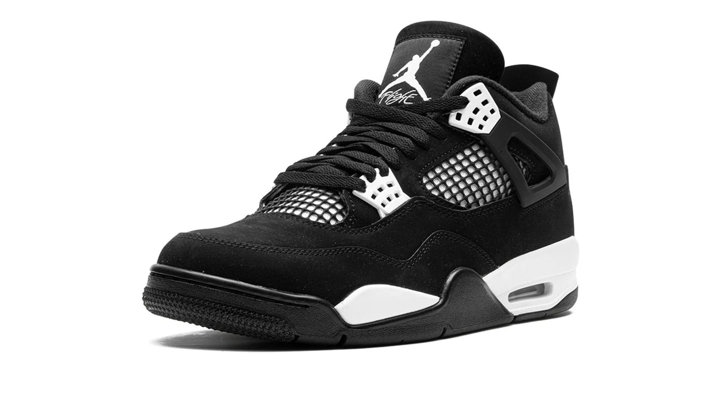 Jordan 4 "White Thunder"