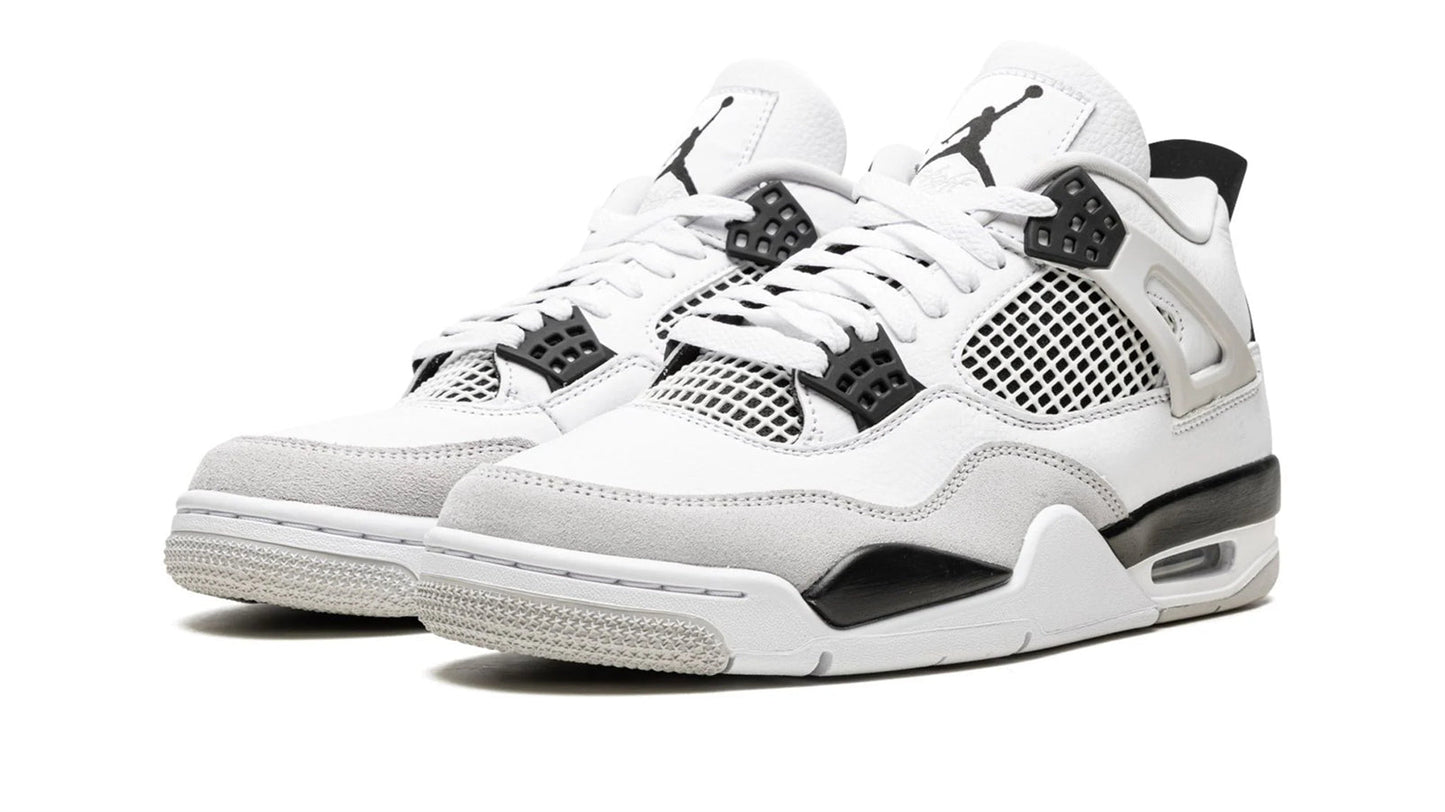 Jordan 4 Retro "Military Black"